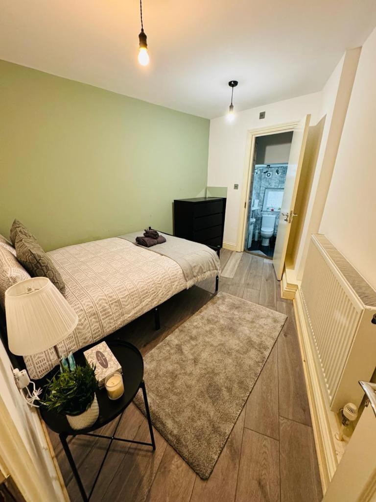 Willesden J Guest Home 4 London Ngoại thất bức ảnh