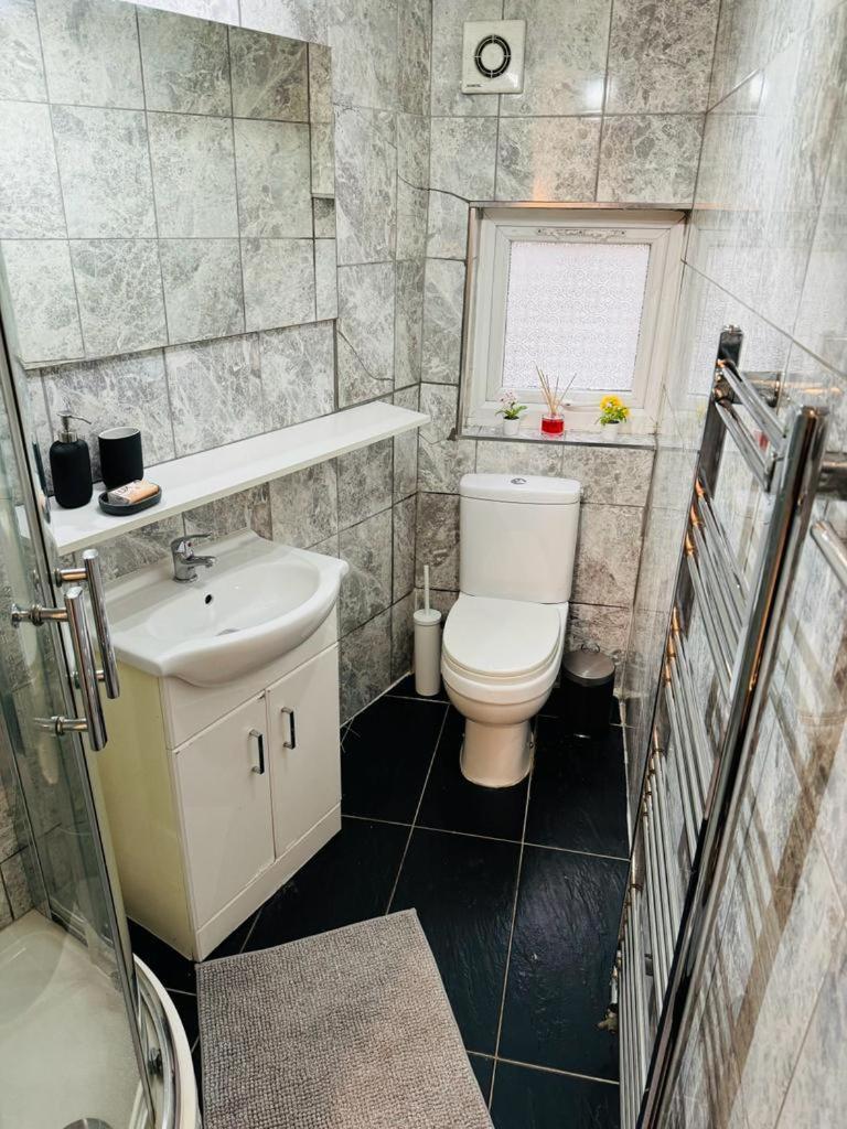 Willesden J Guest Home 4 London Ngoại thất bức ảnh