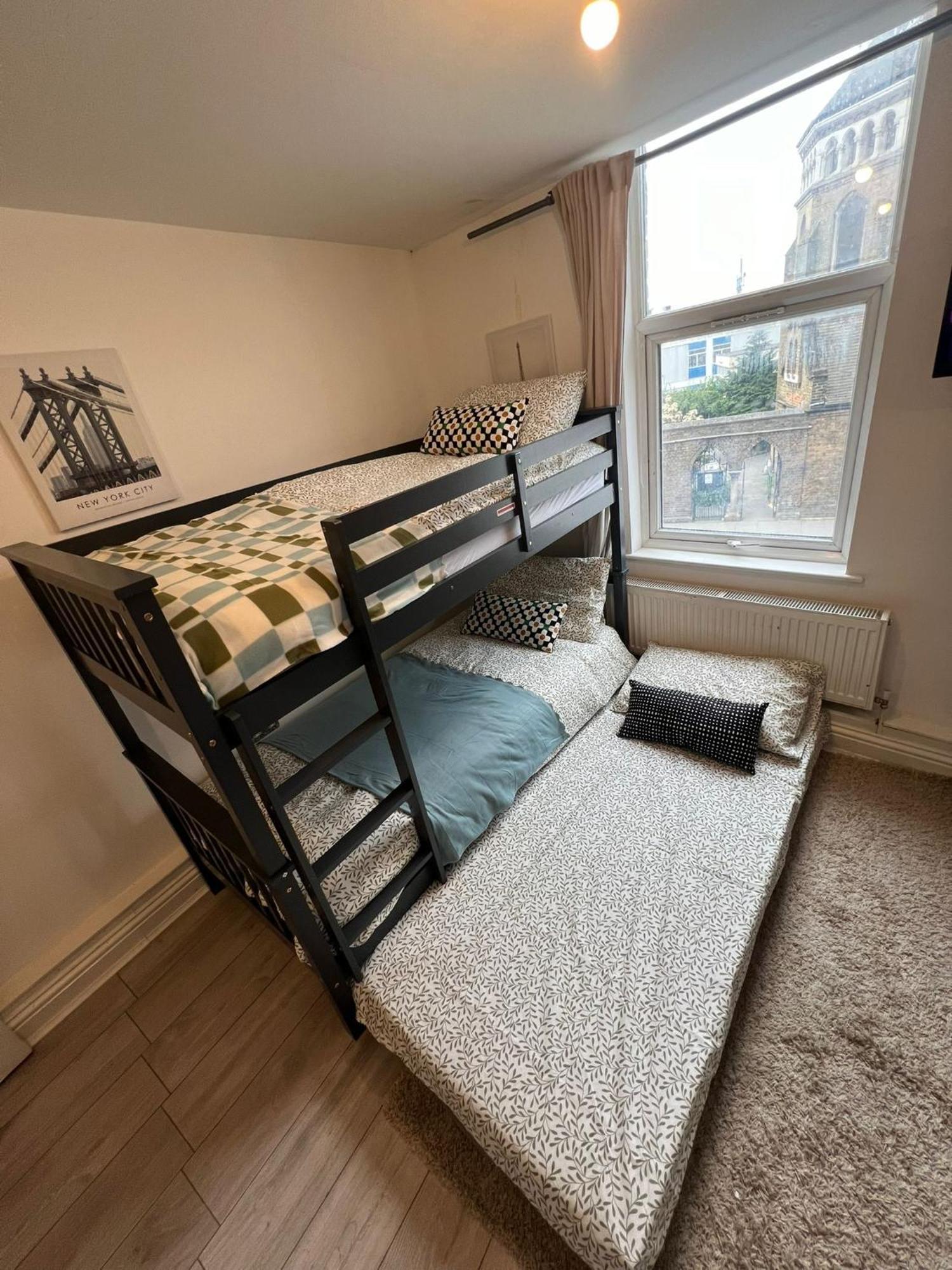 Willesden J Guest Home 4 London Ngoại thất bức ảnh